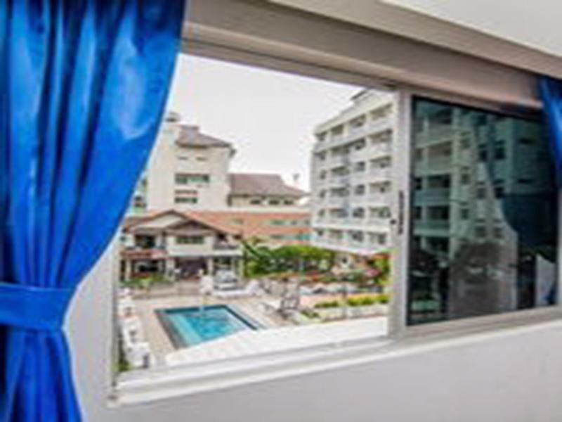 Sutus Court 2 Hotel Pattaya Exterior photo